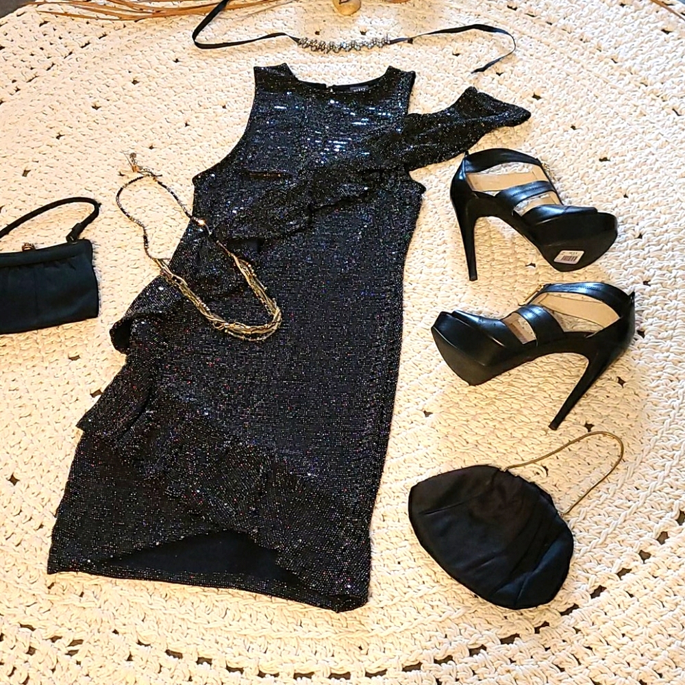 NWOT COCKTAIL DRESS BLACK AND SILVER SHIMMER R - Picture 1 of 16